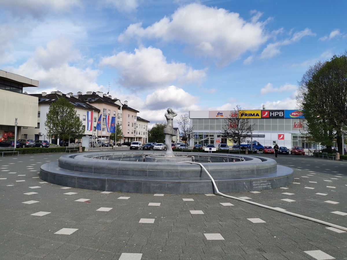 TESLA & LIKA – 2 Tage